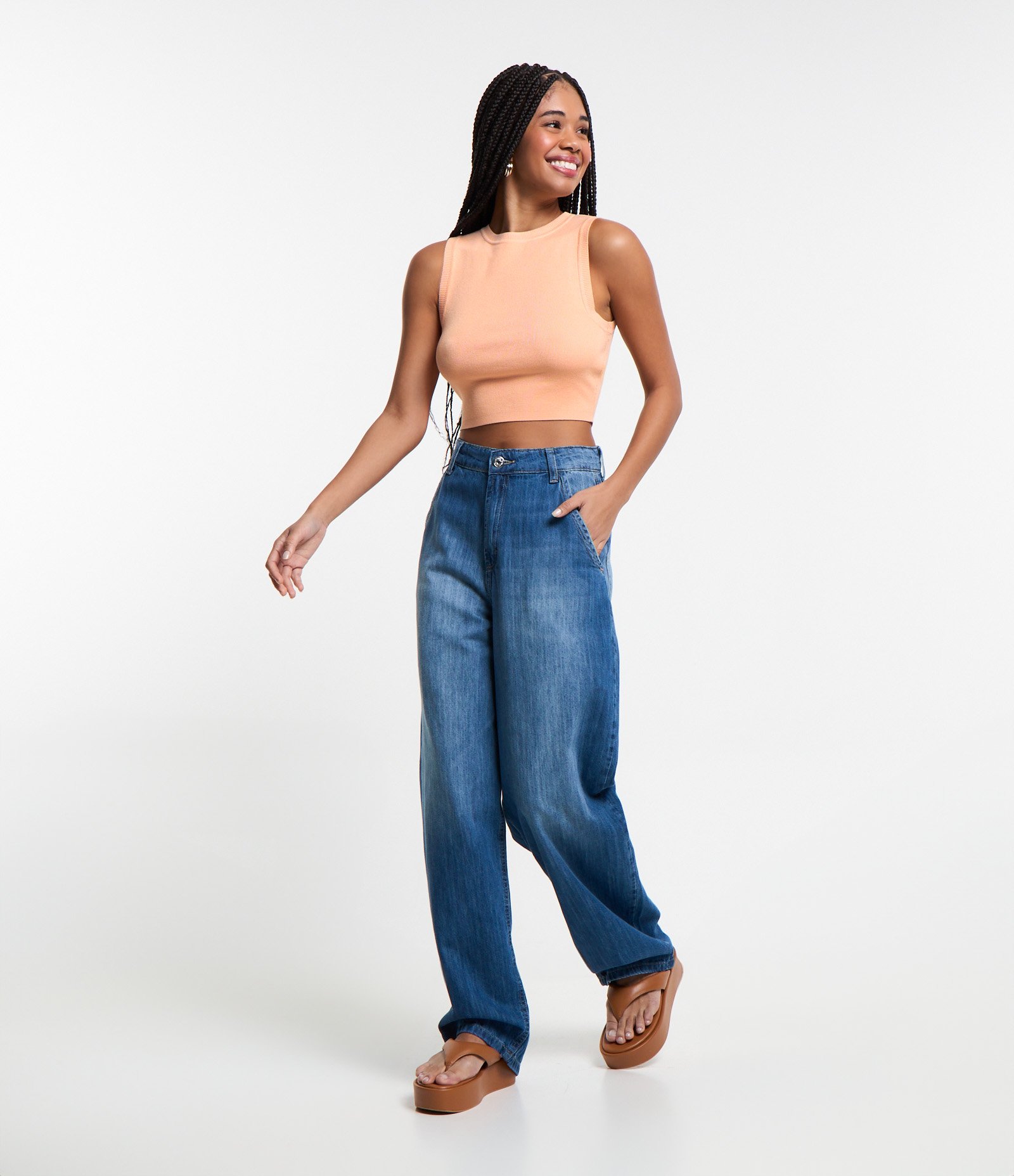 Blusa Regata Cropped em Viscose Canelada Rosa Coral 2