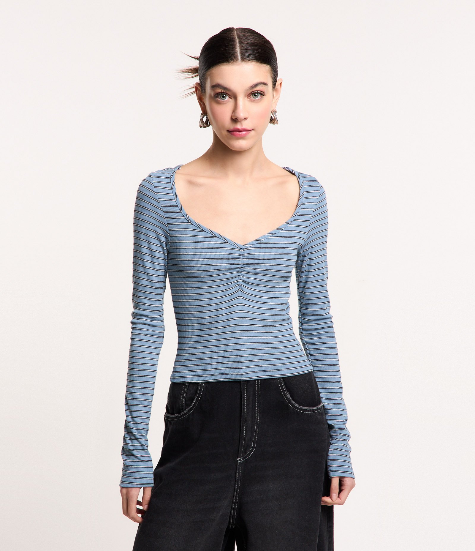 Blusa em Ribana Listrada com Drapeado no Busto Azul 5