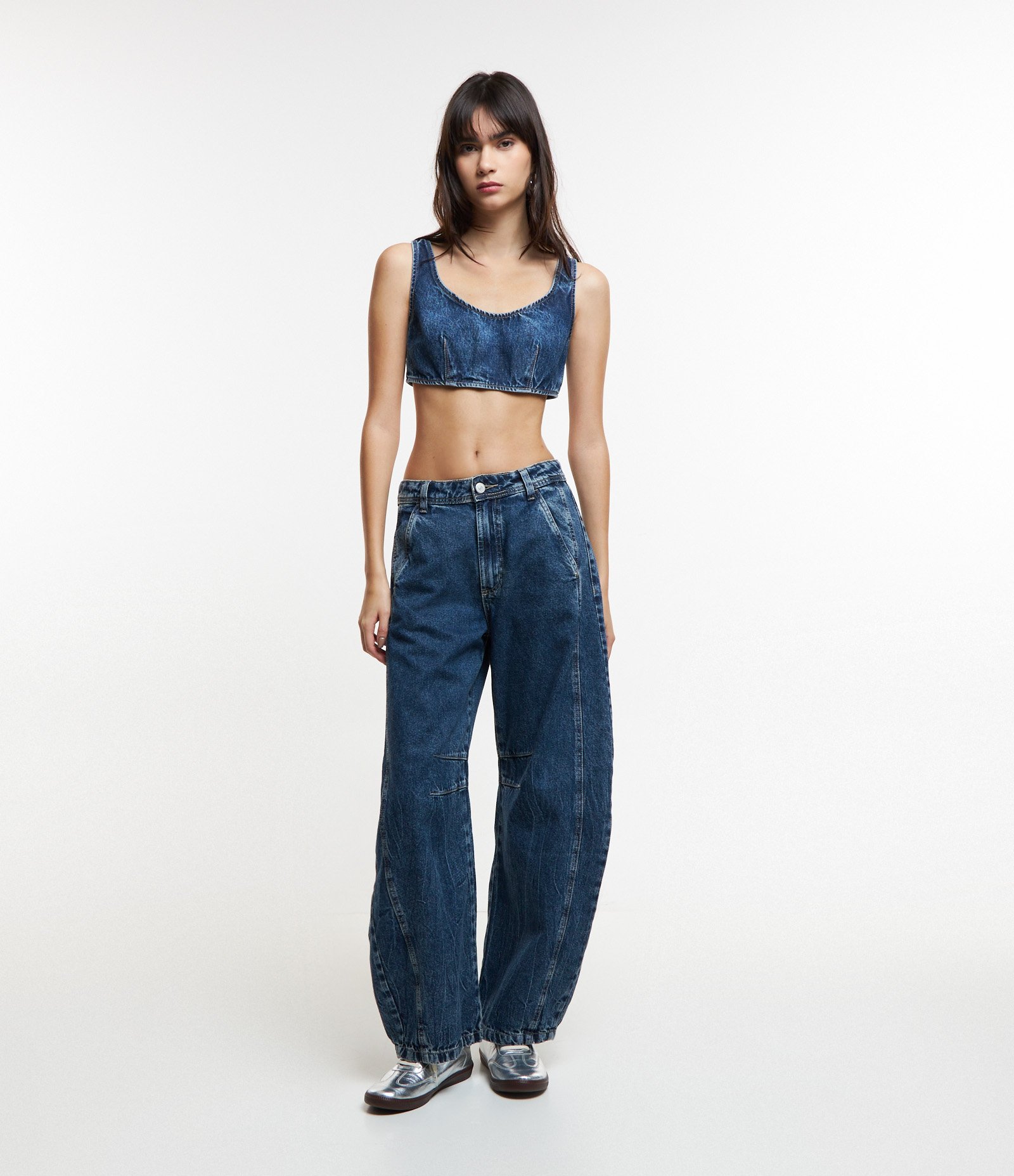 Top de Alça em Jeans com Decote U e Recortes no Busto Azul 2