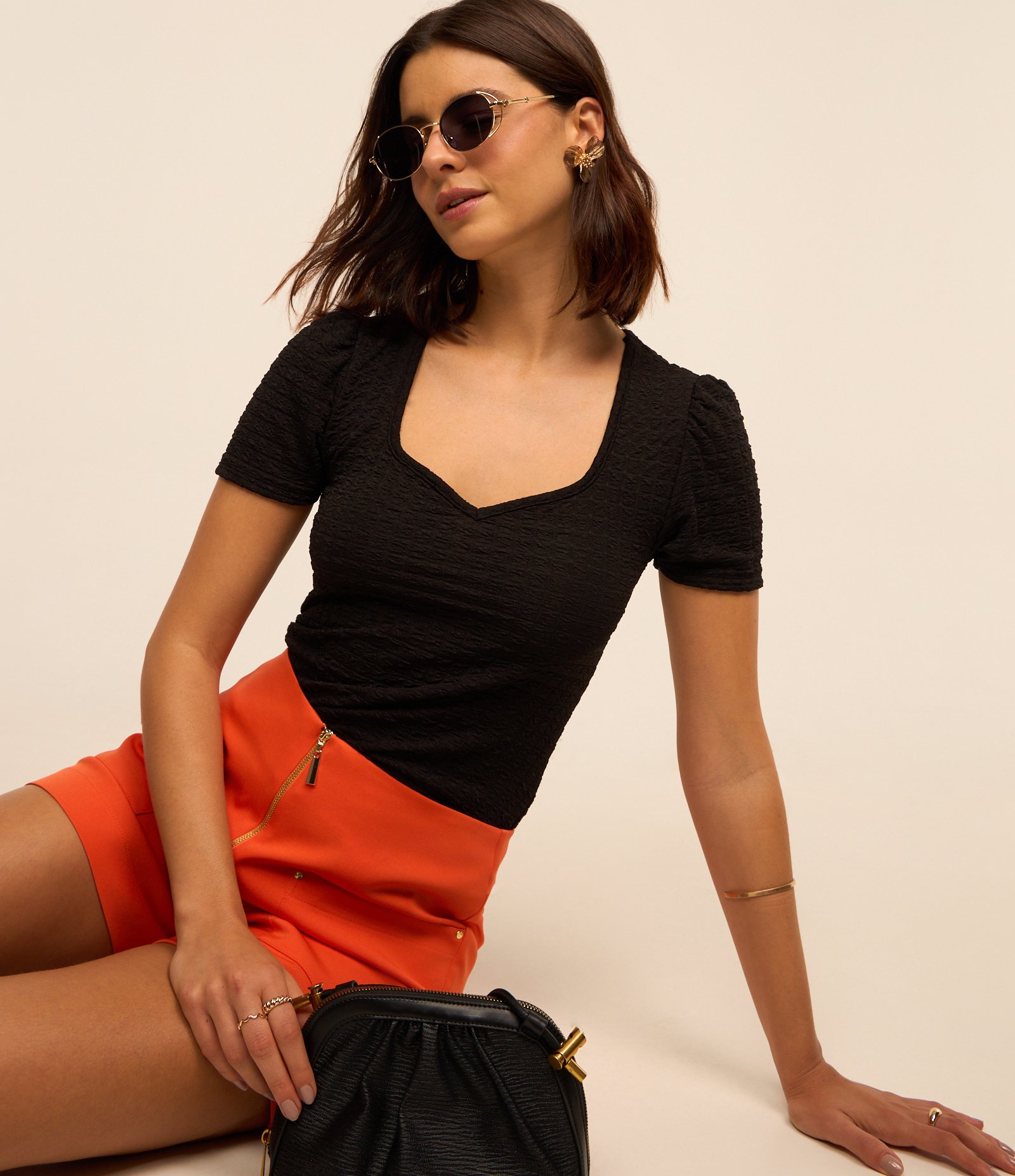 Blusa Manga Curta com Textura Xadrez Preto 2