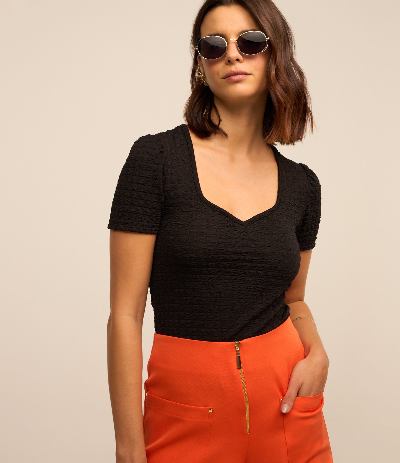 Blusa Manga Curta com Textura Xadrez Preto 5