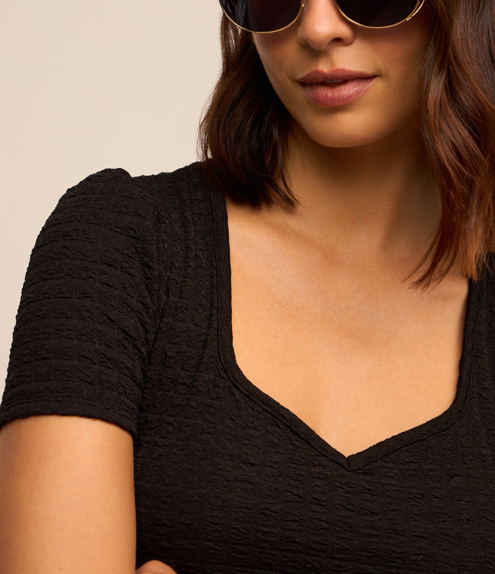 Blusa Manga Curta com Textura Xadrez Preto 6