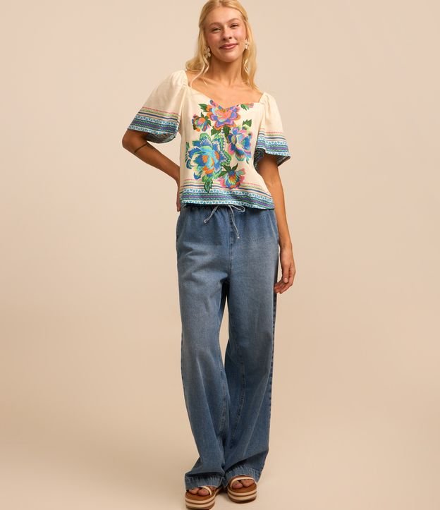 Blusa em Viscose e Linho com Estampa Floral