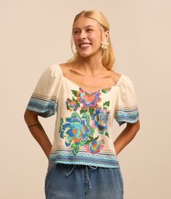 Blusa em Viscose e Linho com Estampa Floral