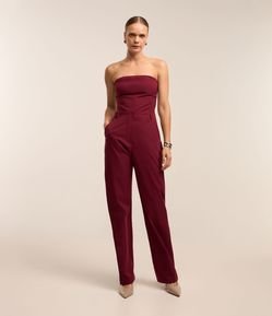 Macacão Tomara que Caia Alfaiatado com Passantes no Cós