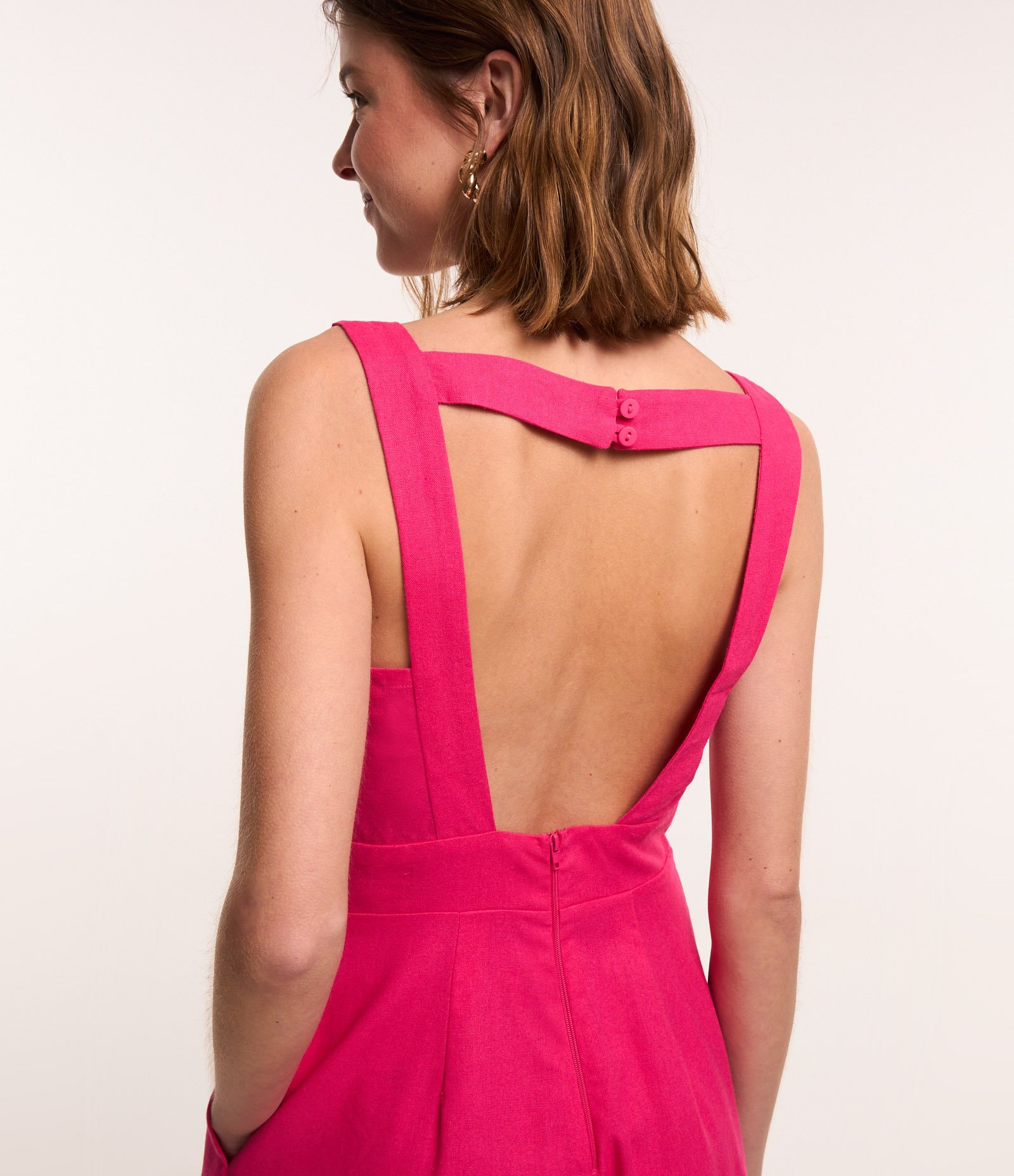 Macaquinho em Viscose e Linho com Bolsos Rosa 3