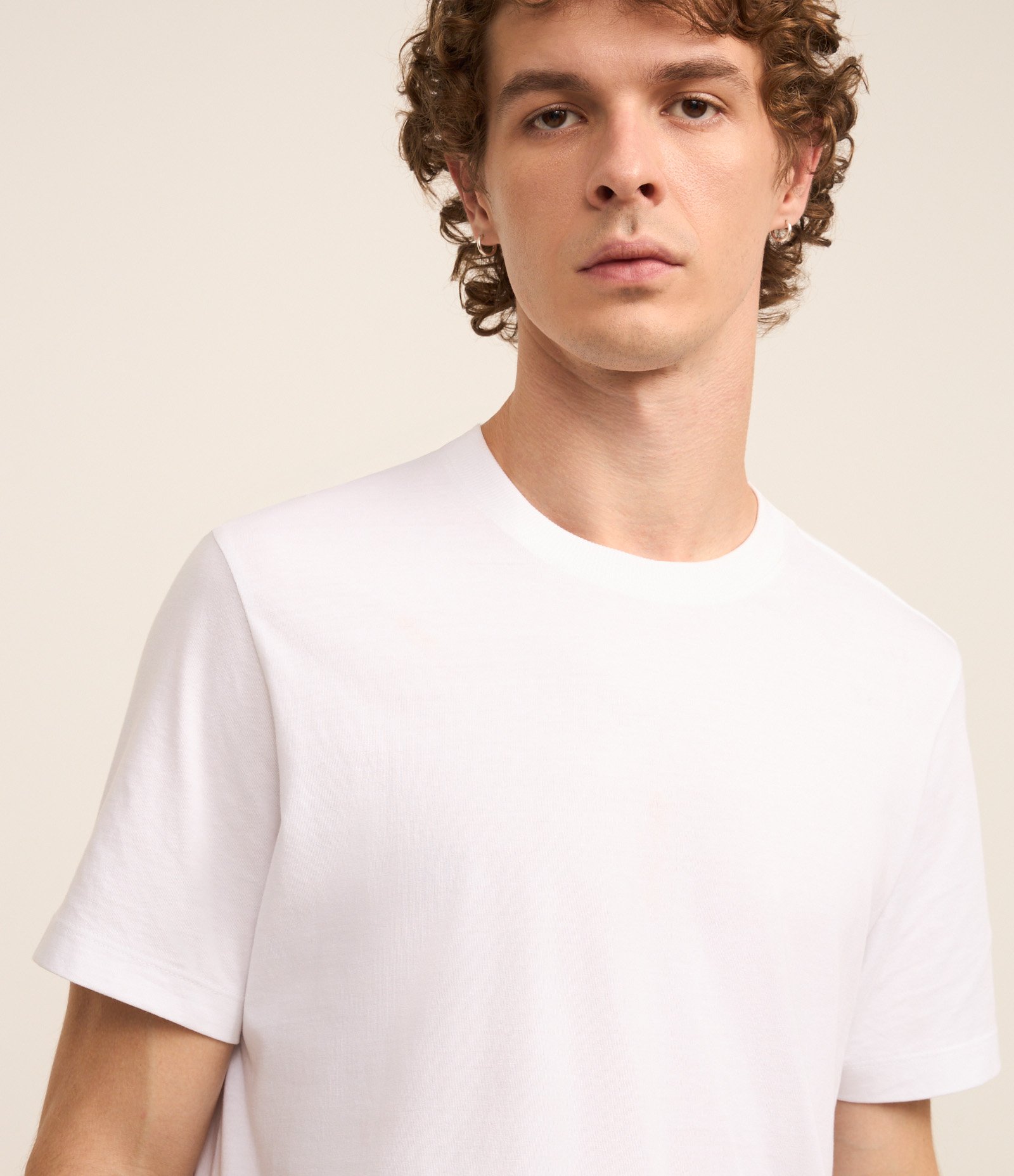 Camiseta Regular em Algodão com Manga Curta Branco 3