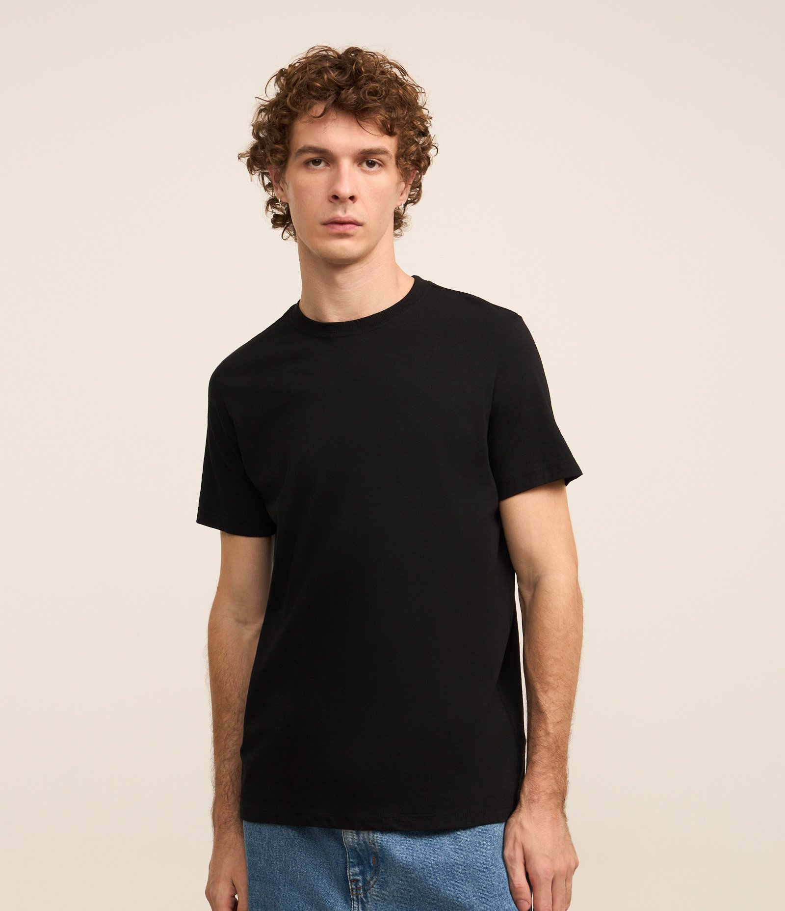 Camiseta Regular Básica em Algodão Preto 1