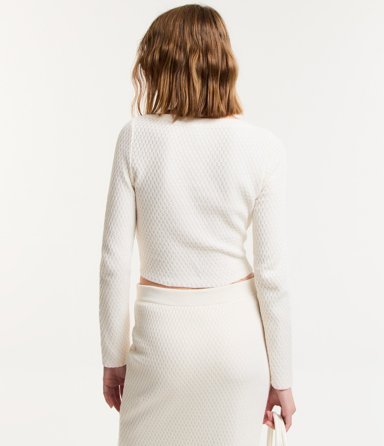 Blusa Cropped em Tricô com Ponto Diferenciado Branco Neve 3