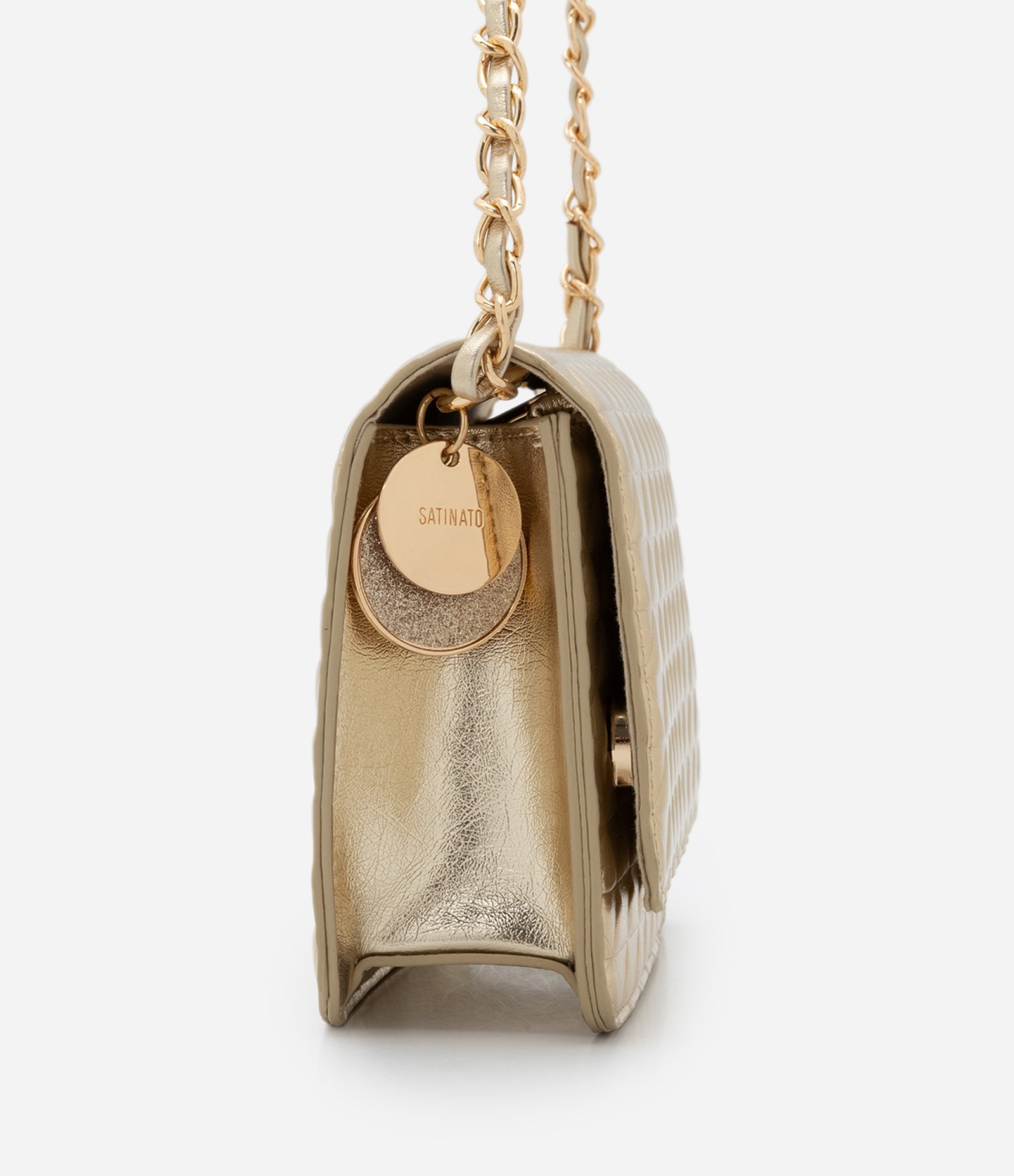 Bolsa Transversal Pequena Metalizada com Detalhe de  Pendente U 2