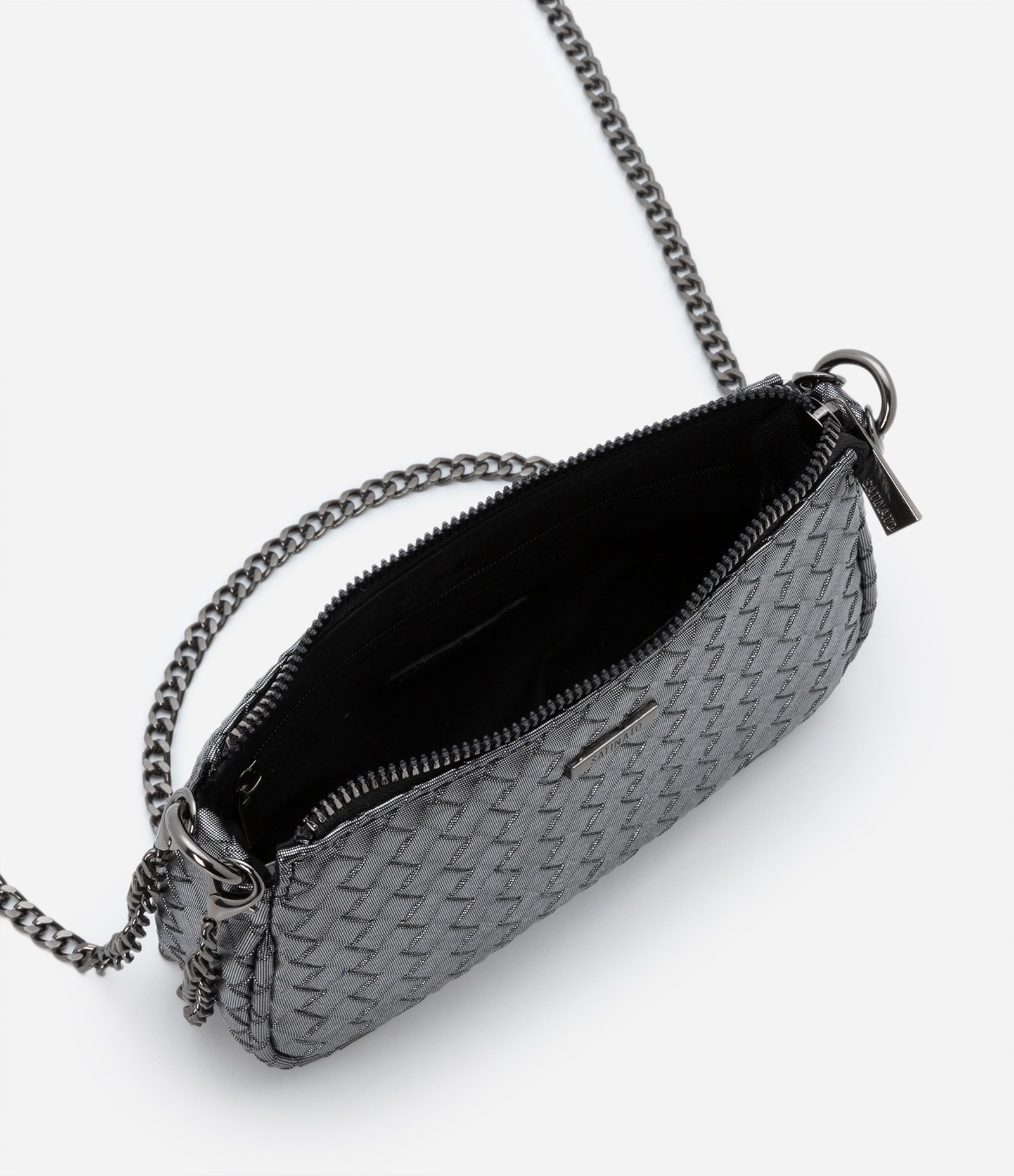Bolsa Transversal Pequena com Textura Tressê e Alças em Corrente U 6