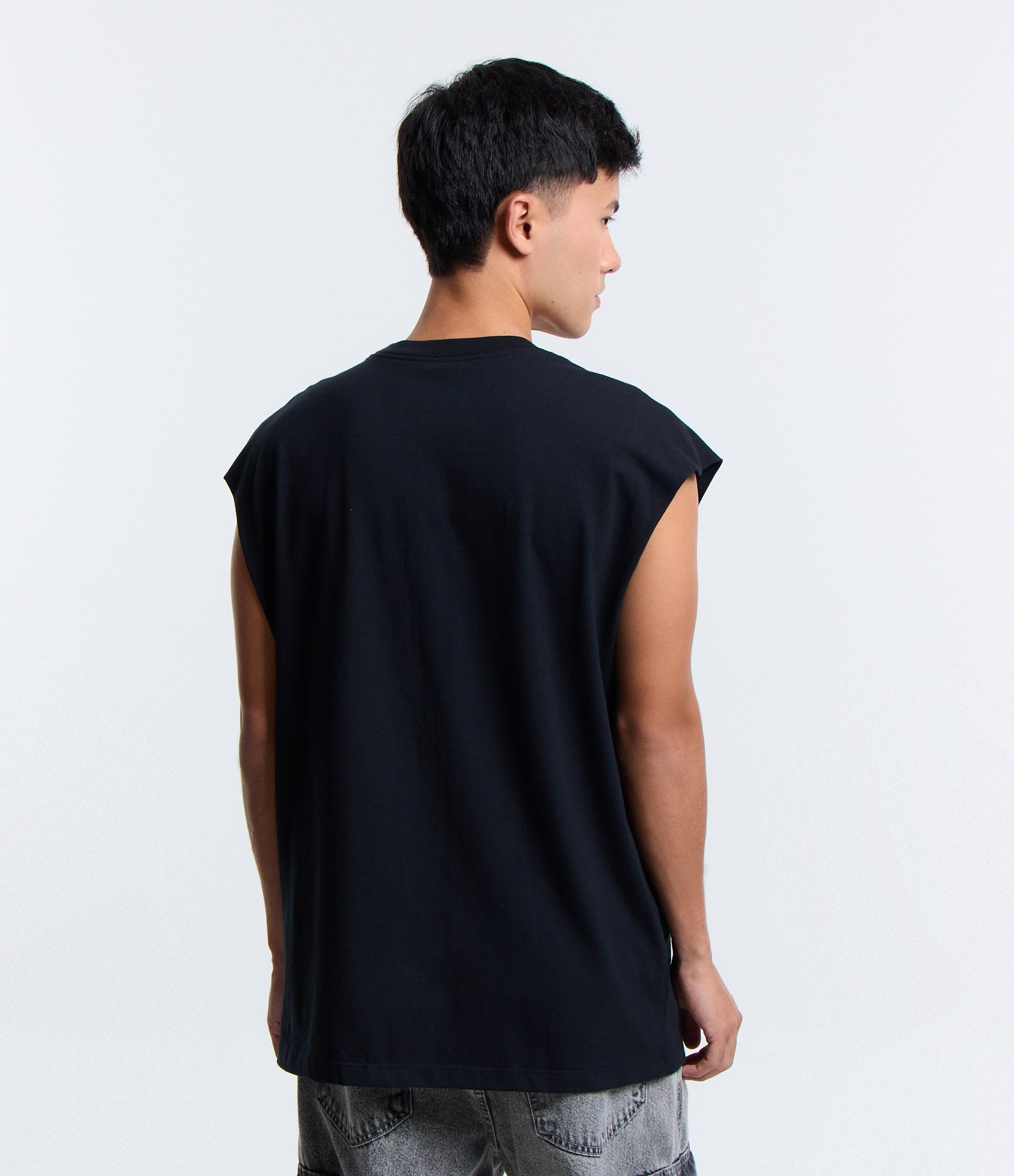 Regata Boxy em Algodão com Lettering Spinny Illusion Preto 3