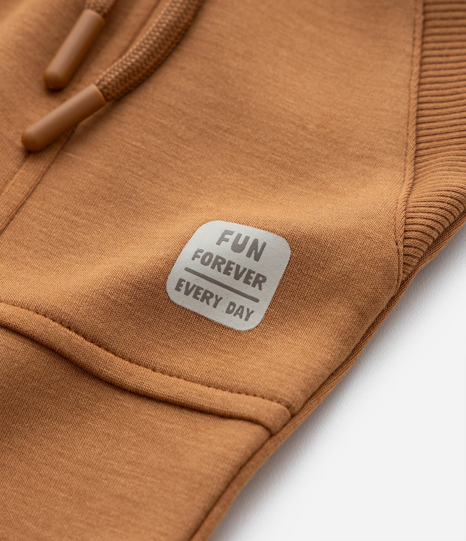 Calça Infantil em Modal com Recortes e Bolsos - Tam 1 a 6 Anos Marrom 5