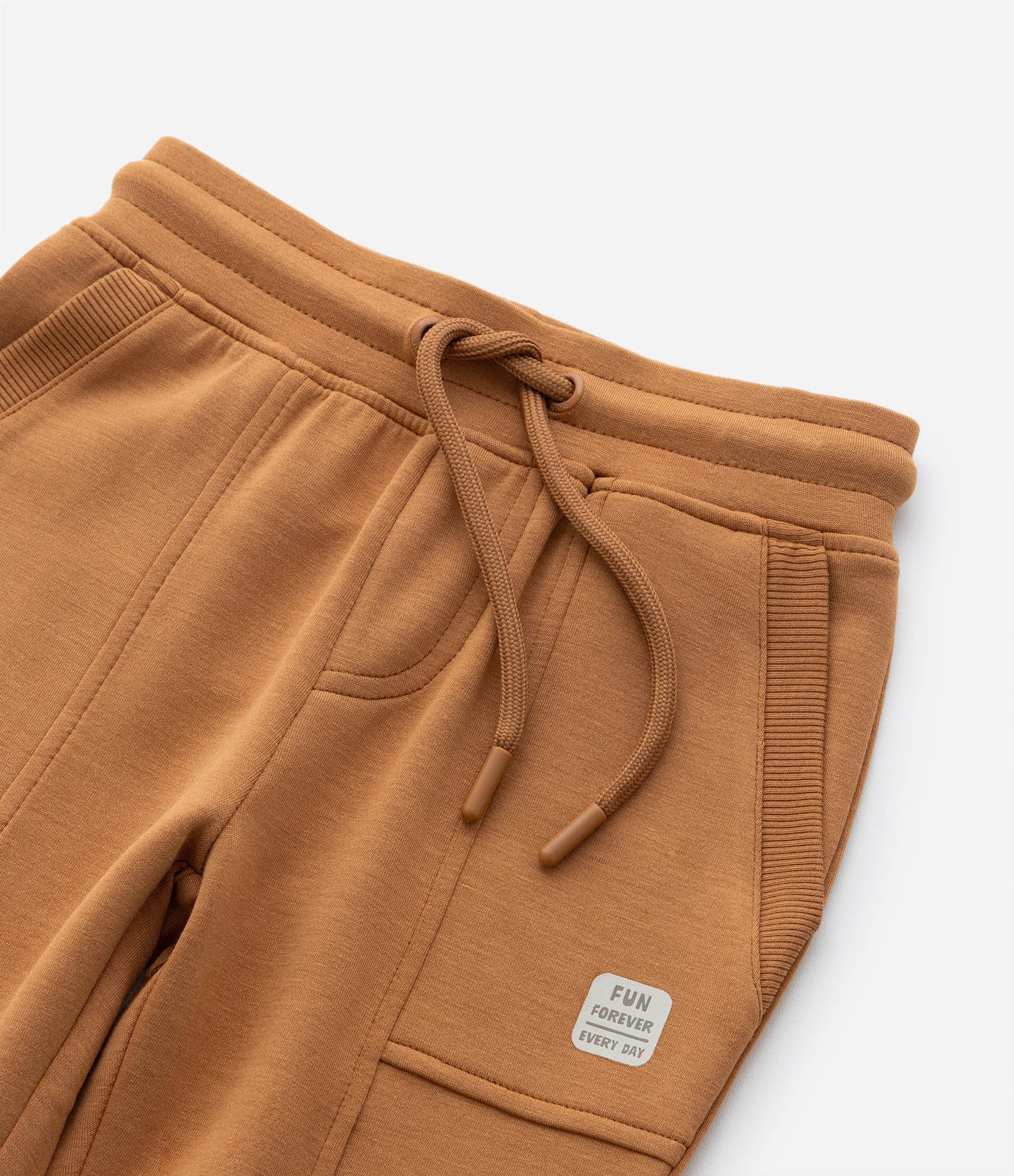 Calça Infantil em Modal com Recortes e Bolsos - Tam 1 a 6 Anos Marrom 7