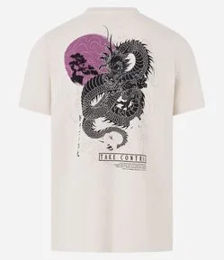 Camiseta Regular em Algodão com Estampa Dragão Take Control