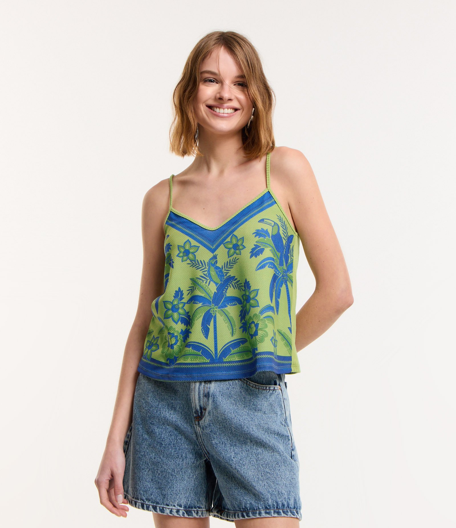 Blusa Texturizada com Estampa de Coqueiros Verde 1