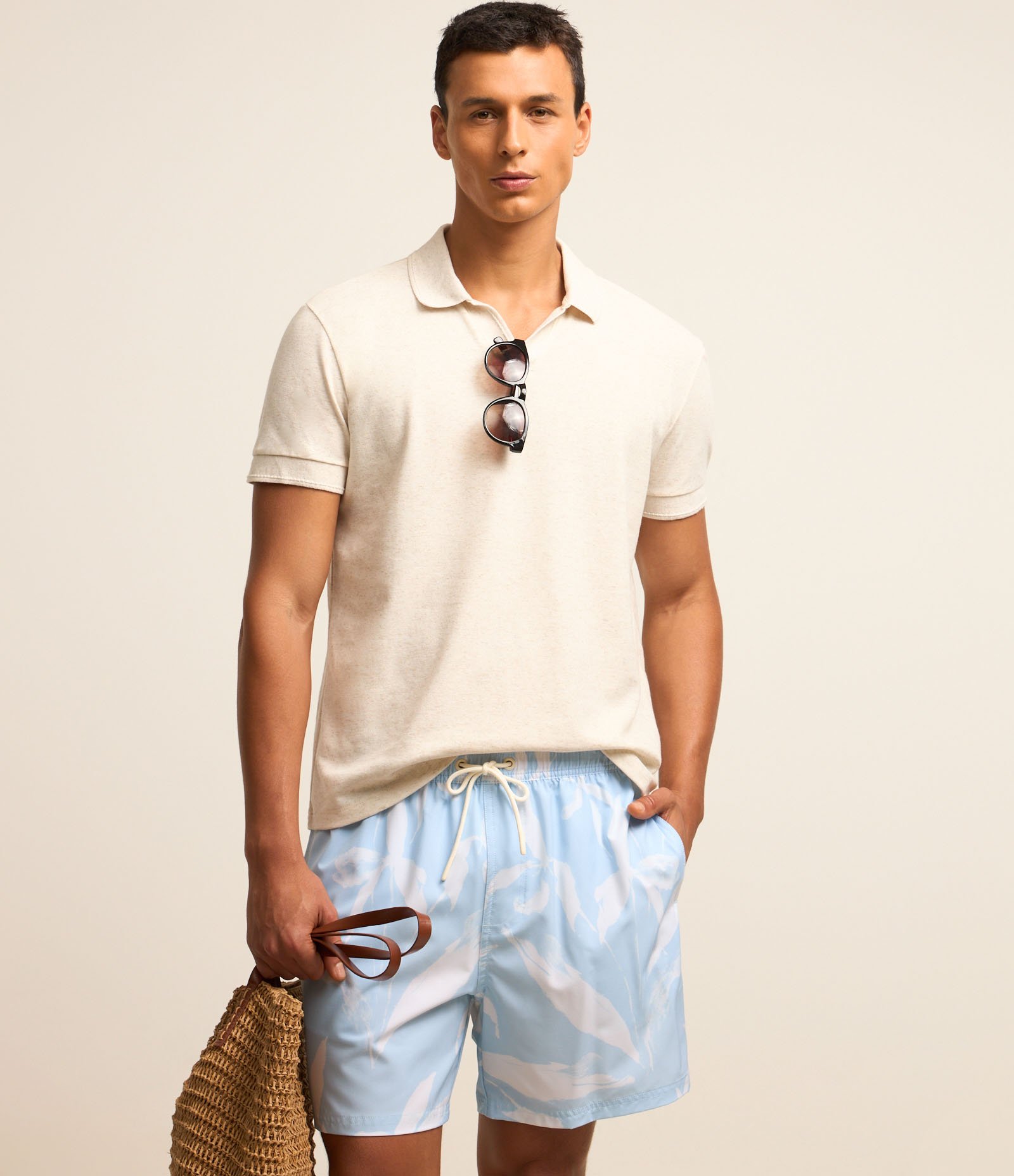 Bermuda em Microfibra com Estampa Floral Azul 2