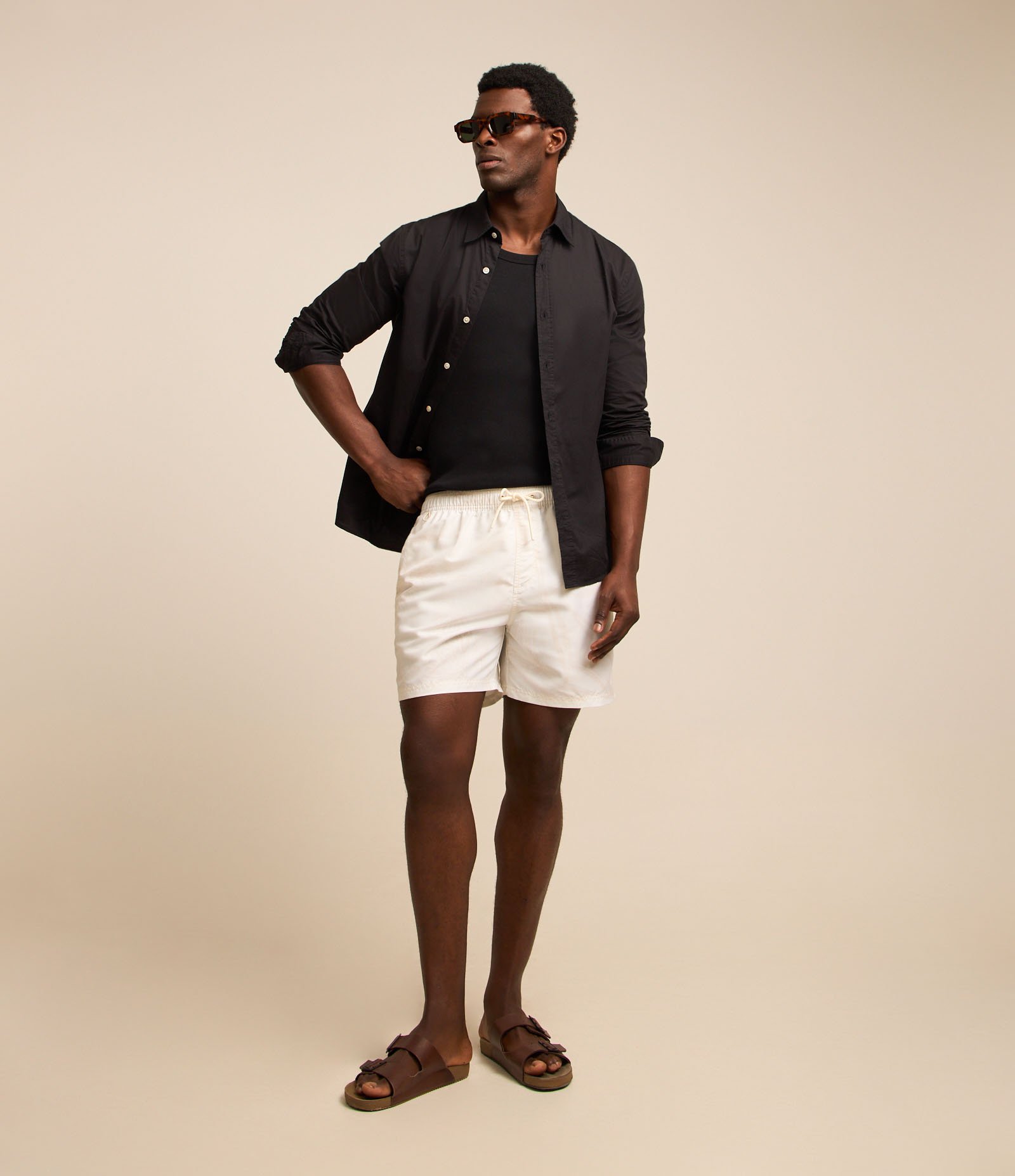 Bermuda em Microfibra com Estampa Floral Branco 2