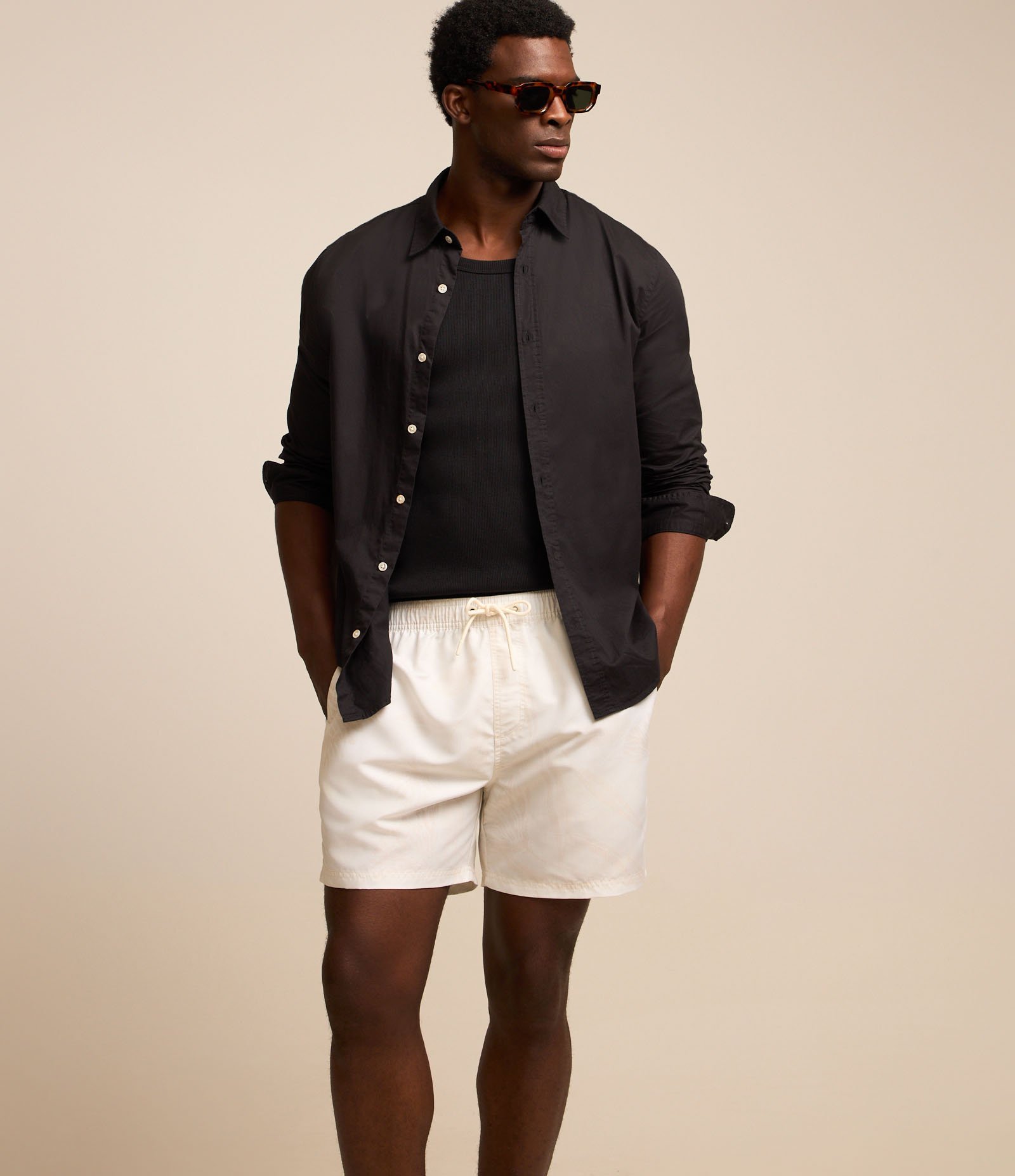 Bermuda em Microfibra com Estampa Floral Branco 3