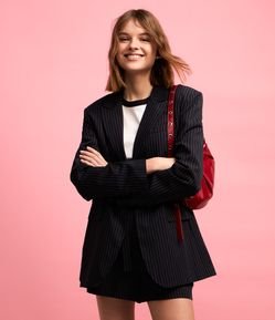 Blazer Alongado em Alfaiataria com Listras Risca de Giz