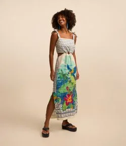Vestido New Midi em Viscose e Linho com Amarração e Estampa Alma Brasileira