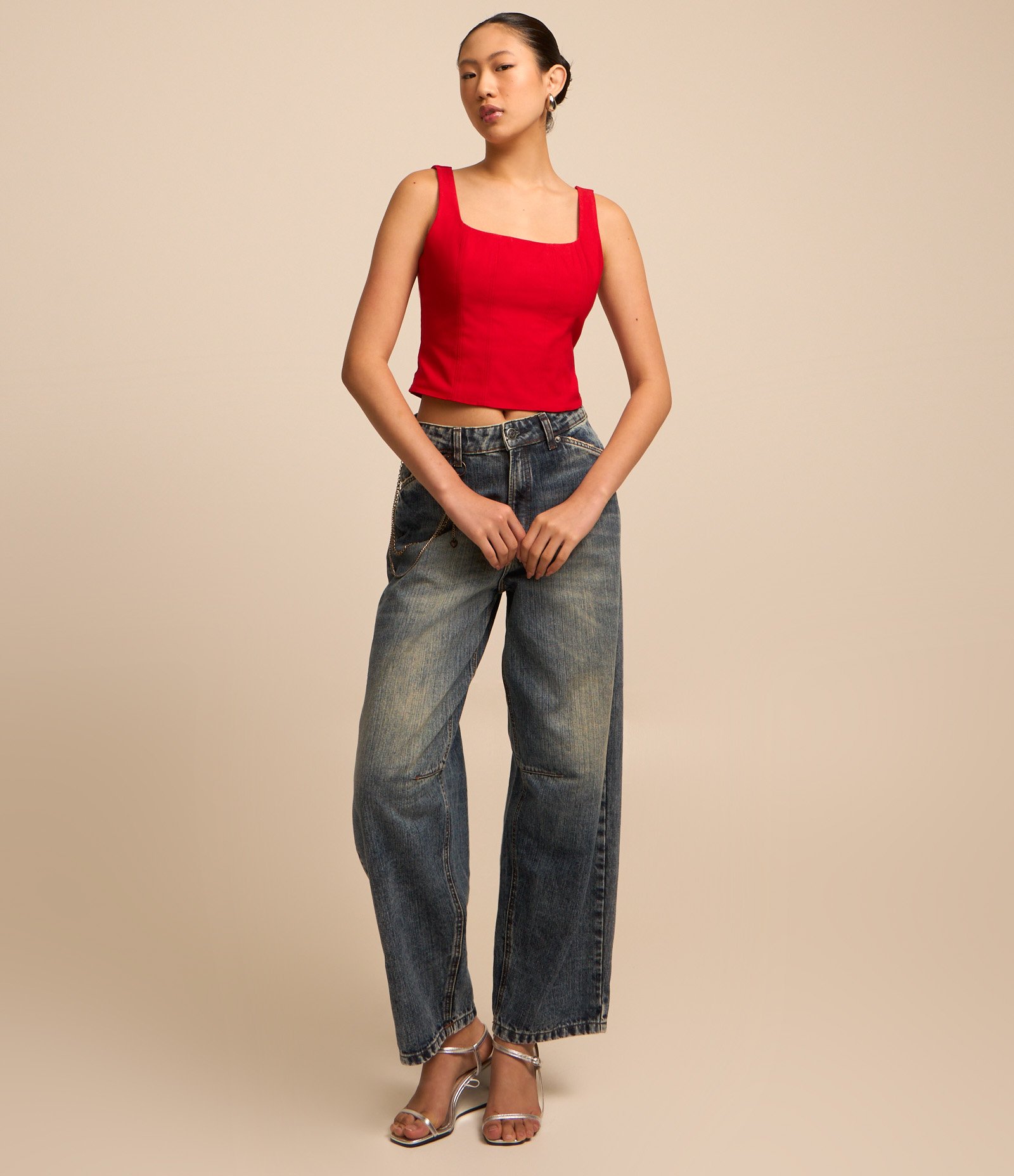 Blusa Cropped em Bengaline com Decote Quadrado Vermelho 2