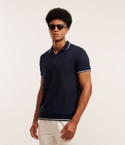 Polo Regular com Textura de Listras e Frisos Contrastantes