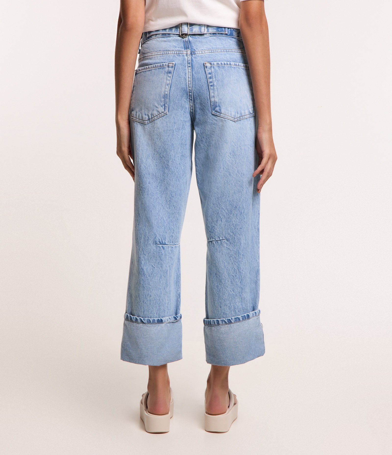 Calça Reta em Jeans com Barra Ampla Dobrada Azul 3