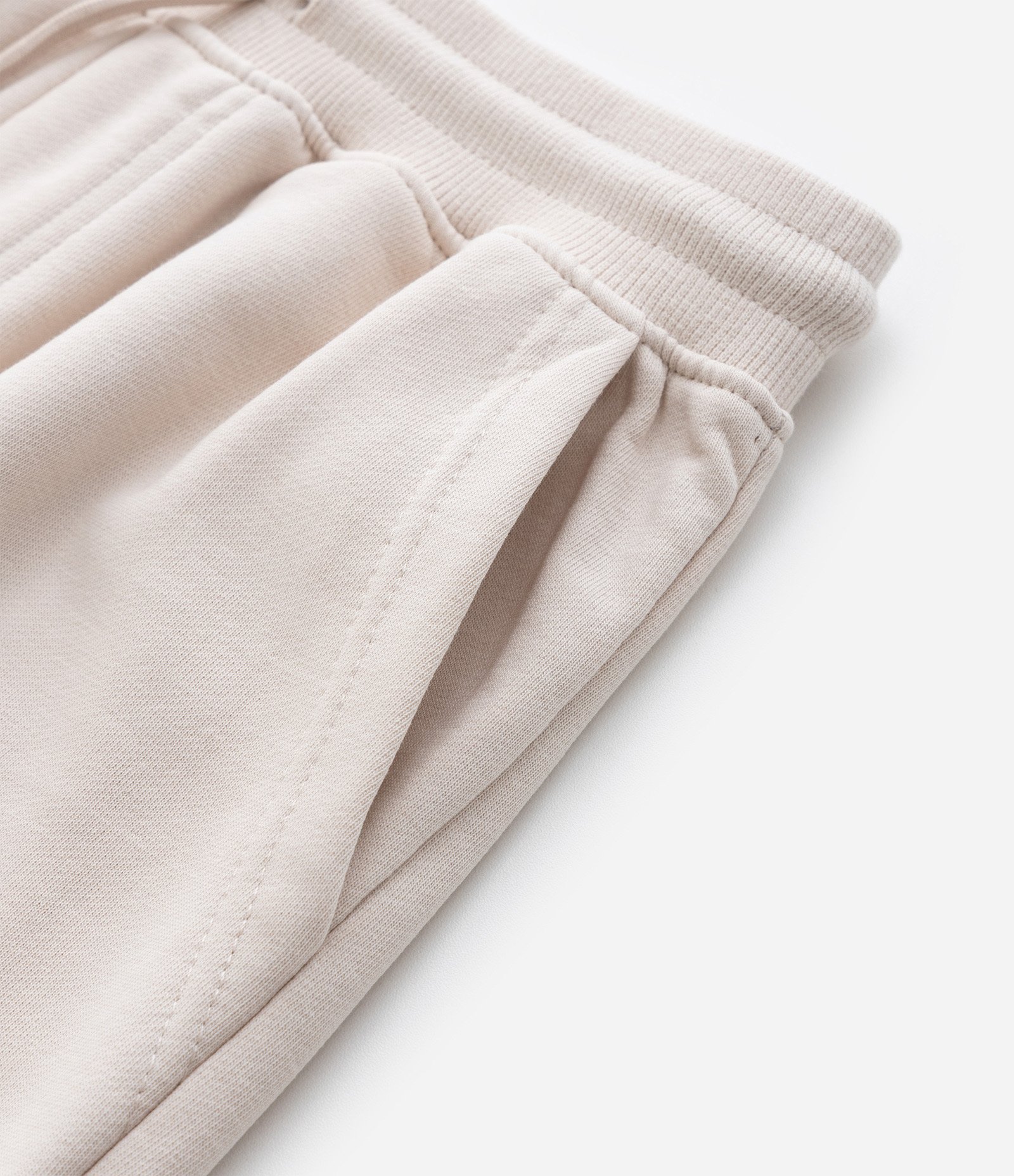 Bermuda Infantil em Moletom com Bolsos - Tam 5 a 14 Anos Bege 4