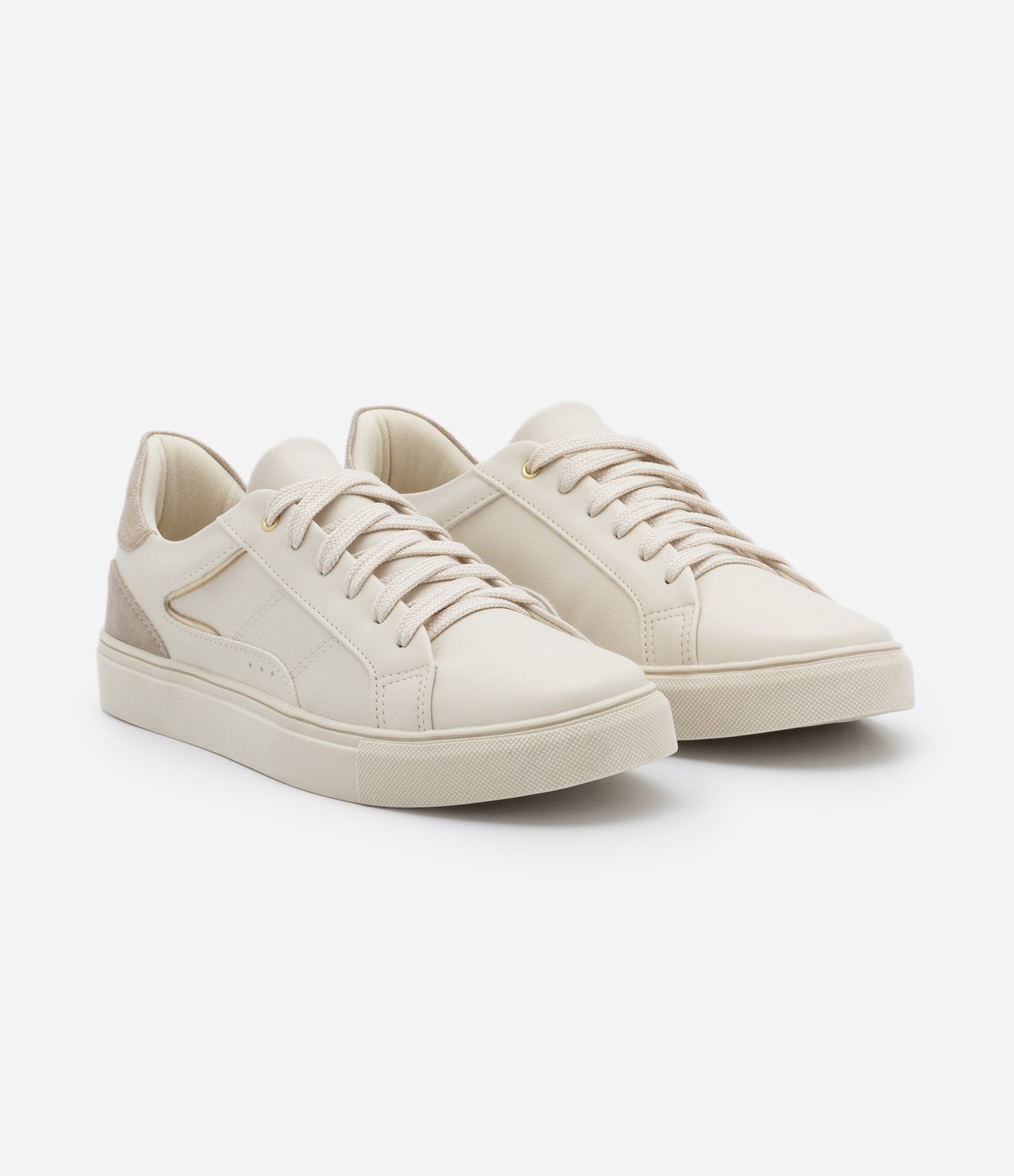 Tênis Cano Curto com Sola Flat e Recortes Contrastantes Off White 2