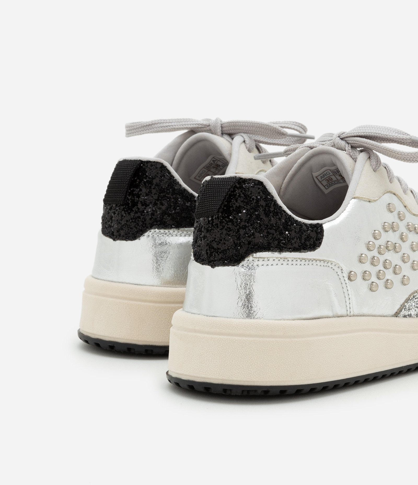 Tênis em Pu com Tachas Metalizadas Aplicadas Prata 5