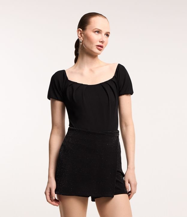 Short Saia Curto em Malha Metalizada