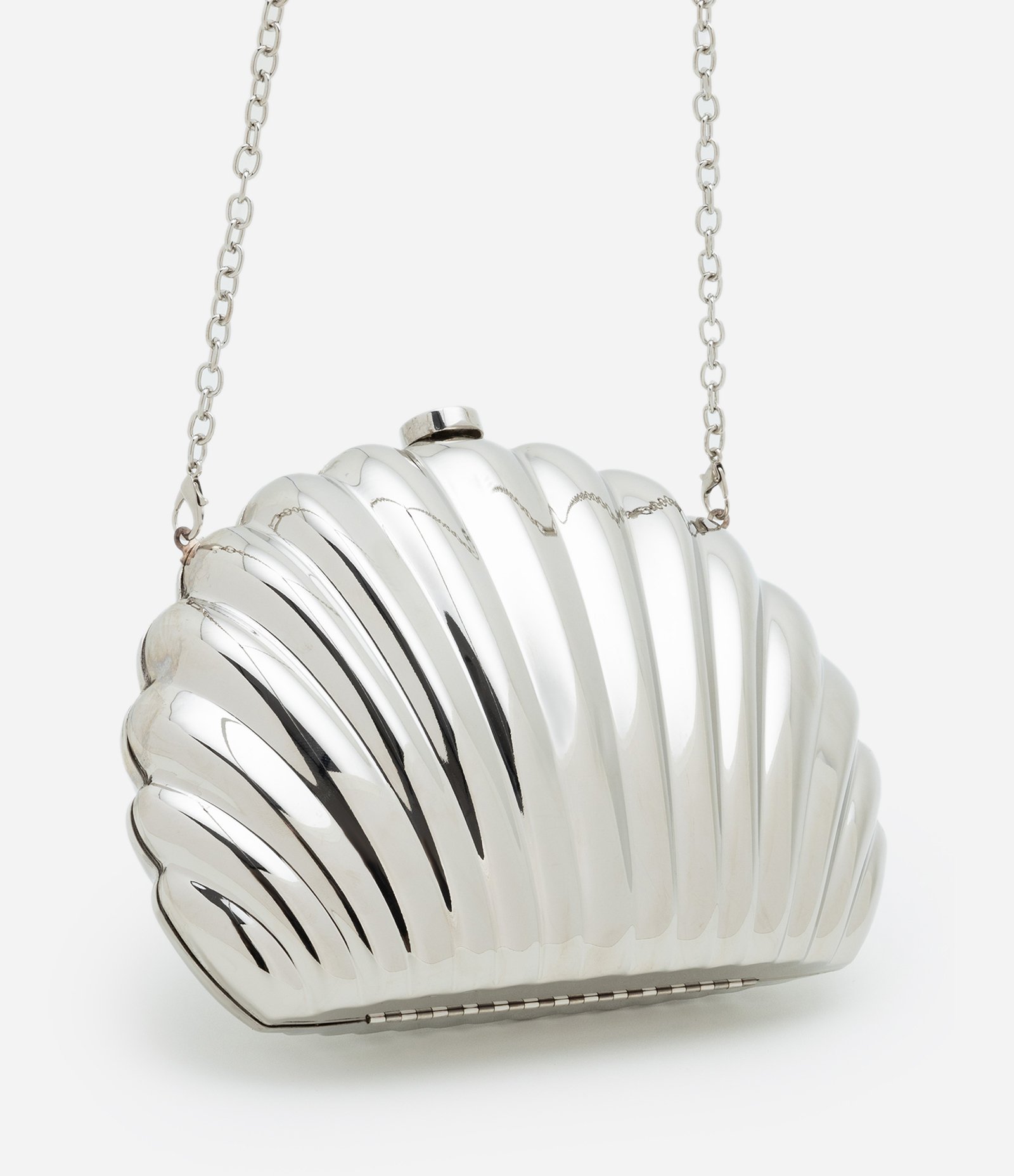Bolsa Clutch Pequena em Metal com Formato de Concha 1