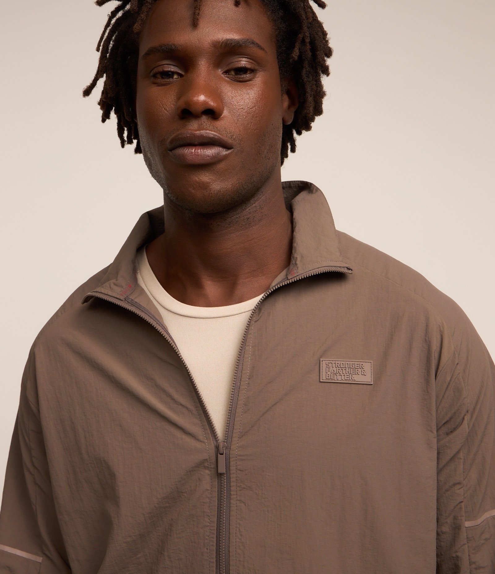 Jaqueta Esportiva de Futebol com Fechamento Frontal Marrom 4