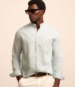 Camisa Comfort em Linho com Gola Padre