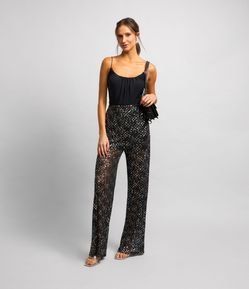 Calça Pantalona em Paetê Metalizado com Bolsos e Efeito Geométrico