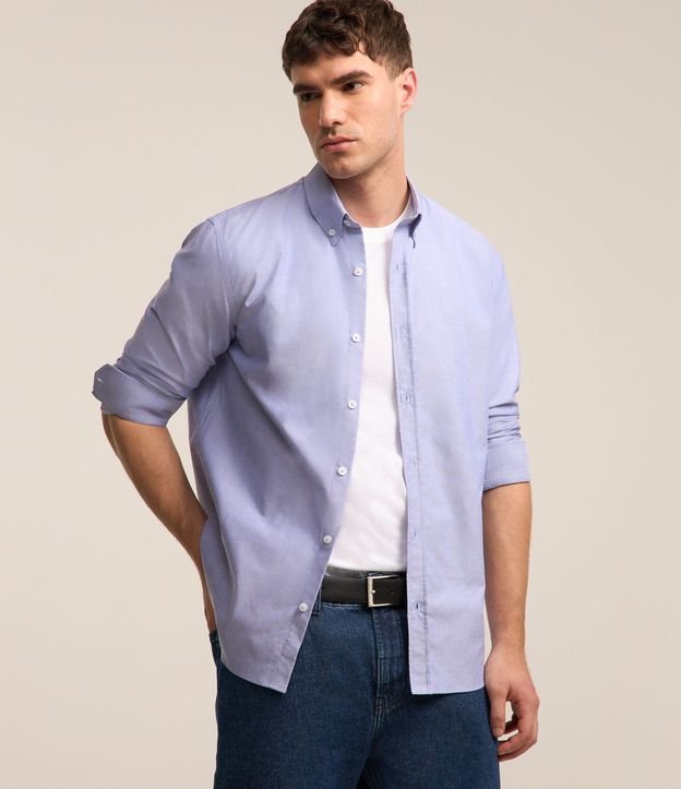 Camisa em Oxfordine com Abotoamento Frontal