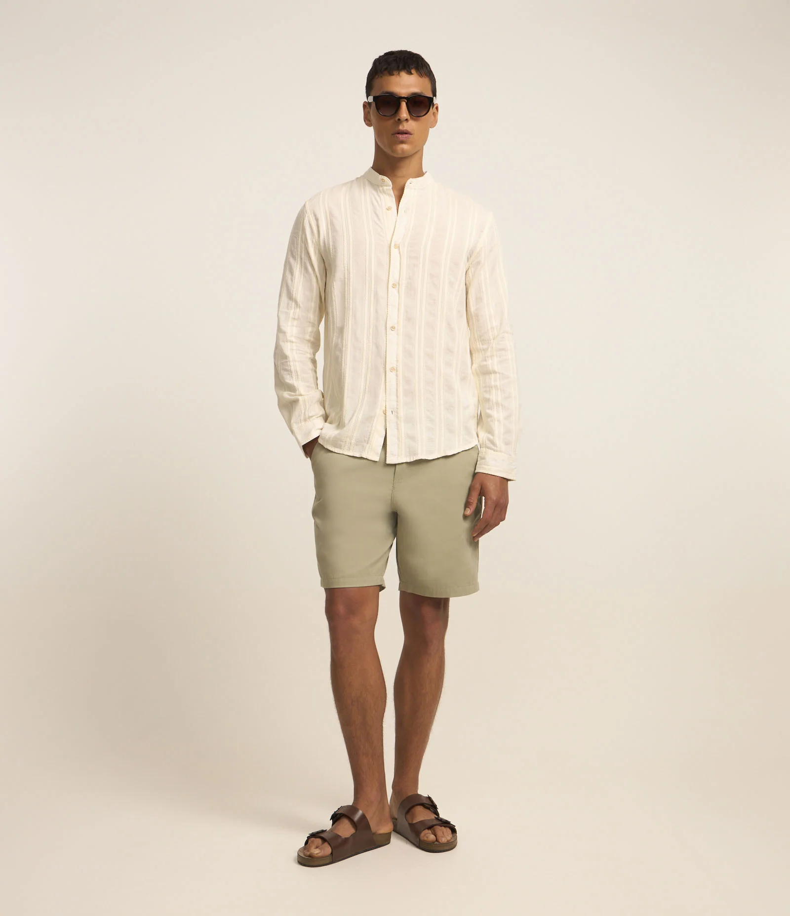 Camisa em Algodão com Textura e Gola Padre 2