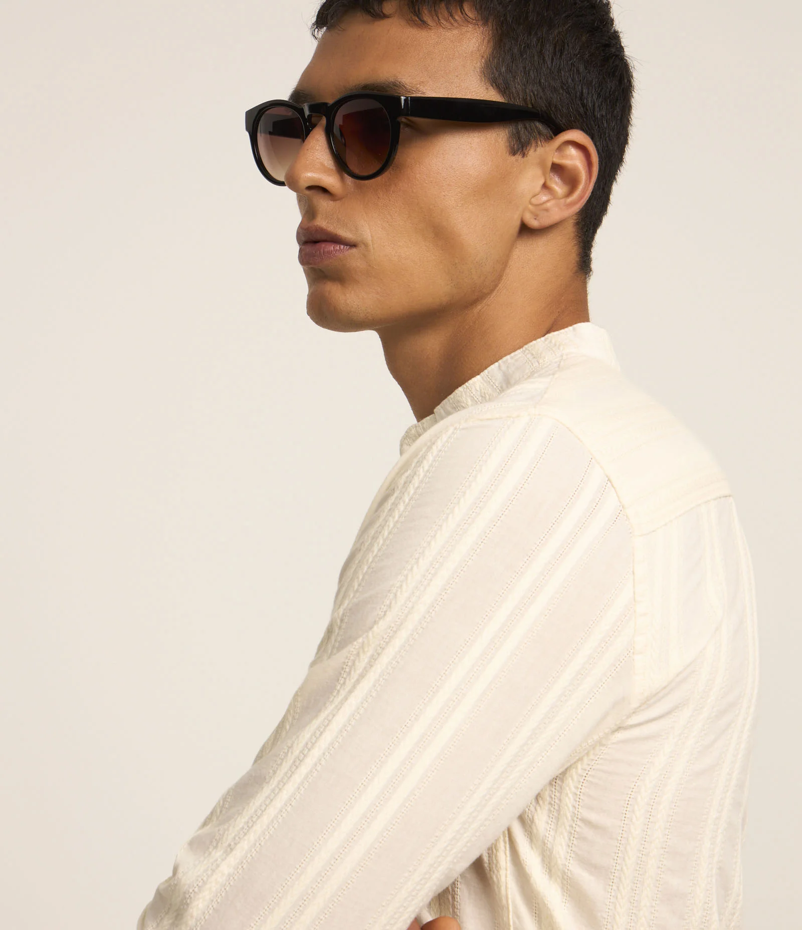 Camisa em Algodão com Textura e Gola Padre 4