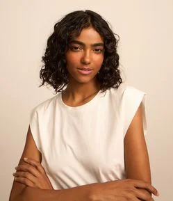 Blusa sem Manga em Algodão Efeito Ombreira