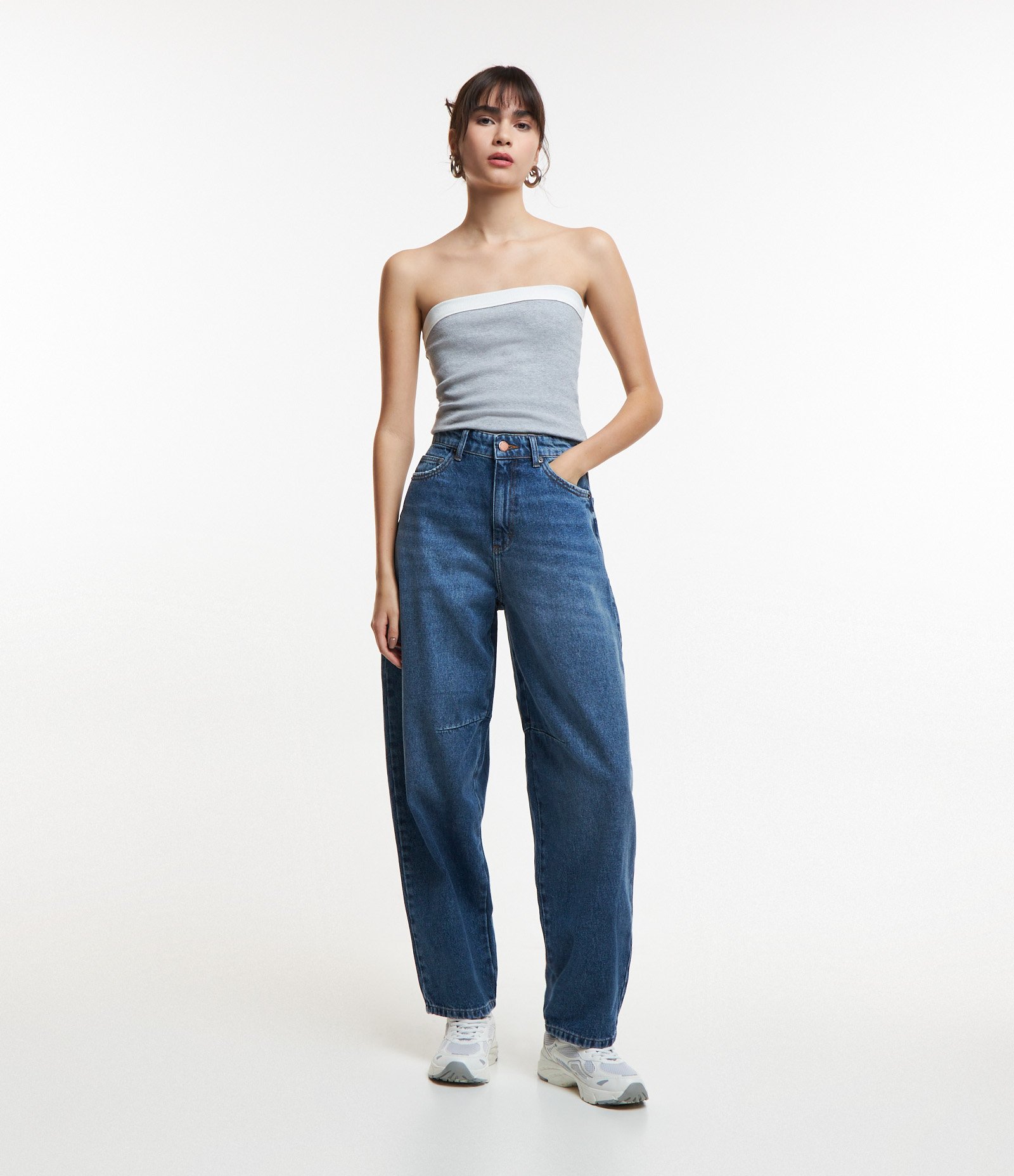 Blusa Cropped em Ribana Tomara que Caia com Detalhe Contrastante Cinza 2