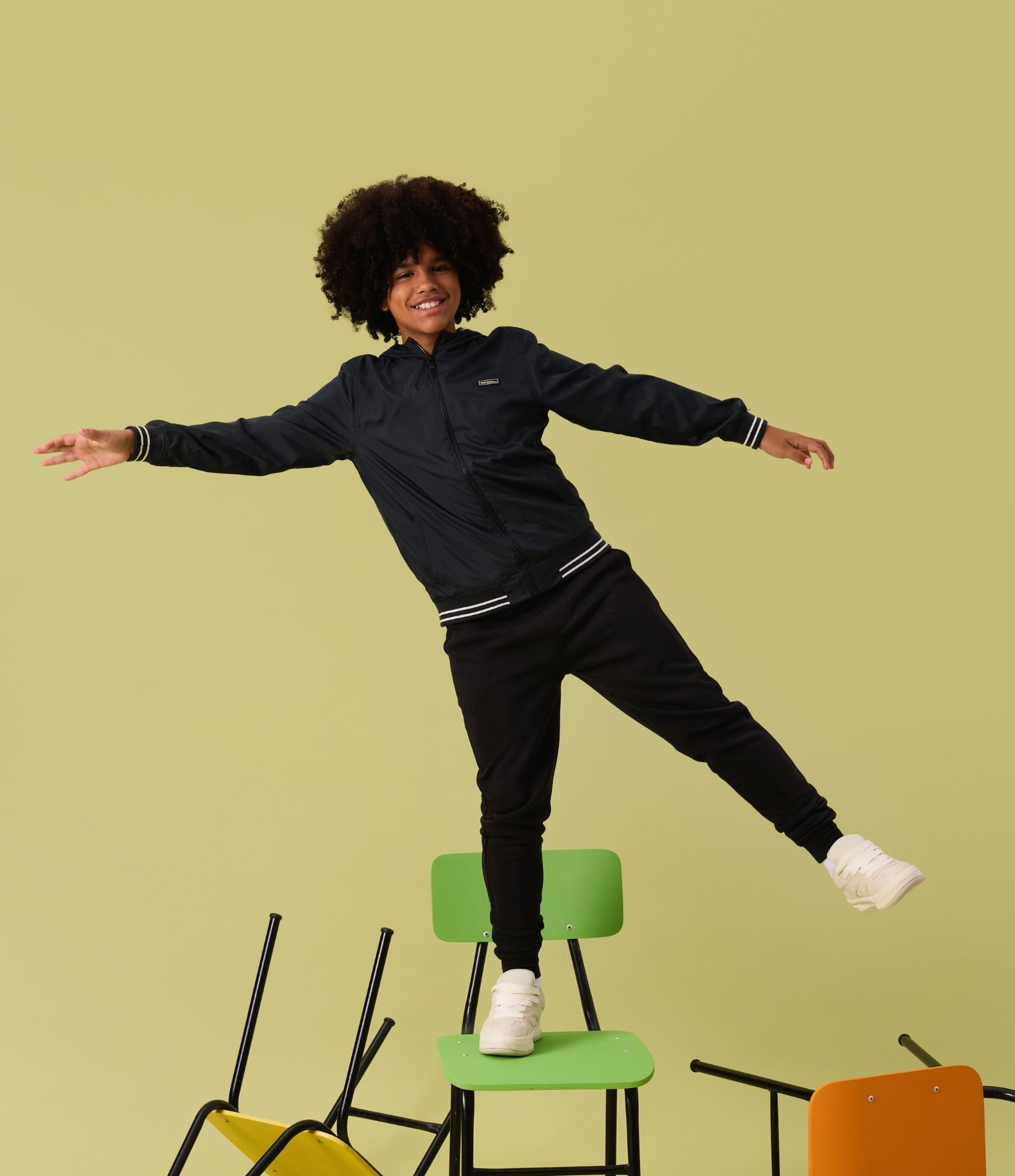 Calça Jogger Infantil em Modal com Recortes - Tam 5 a 14 Anos Preto 1