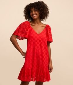 Vestido Curto em Laise com Bordado Floral e Elástico no Ombro