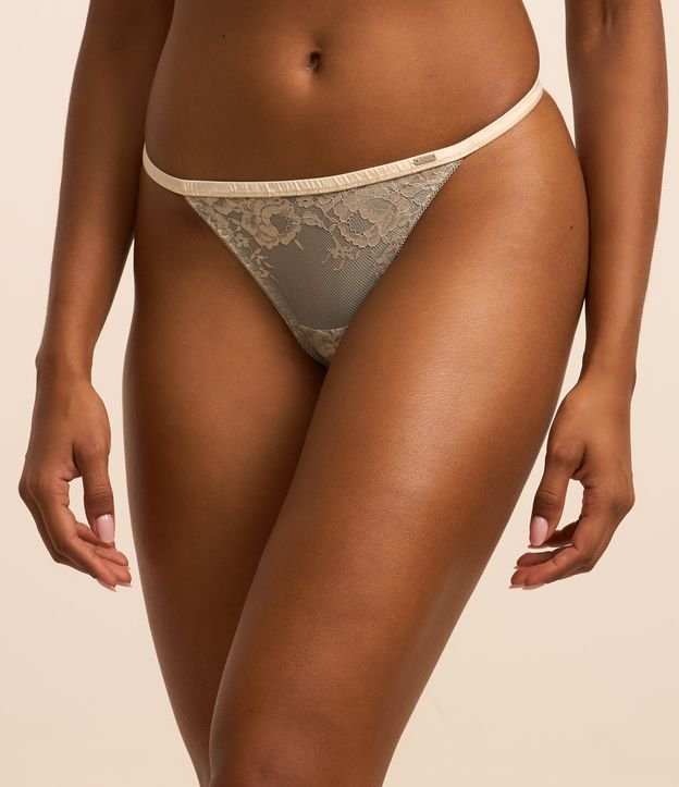 Calcinha String Fio Duplo em Renda