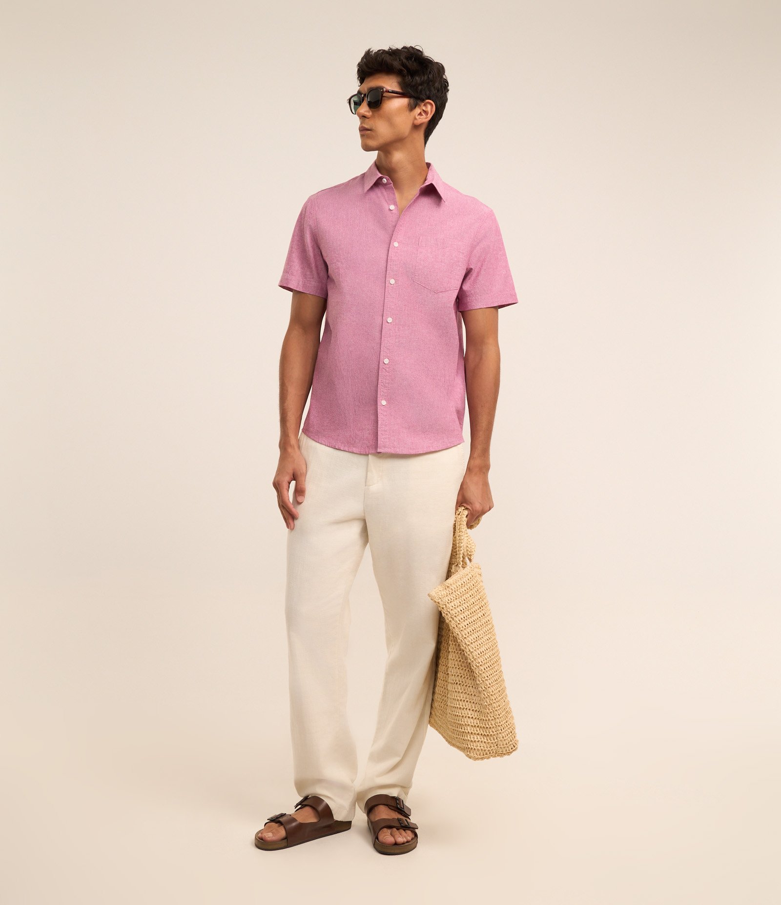 Camisa Regular Texturizada com Linho e Bolso Rosa 2
