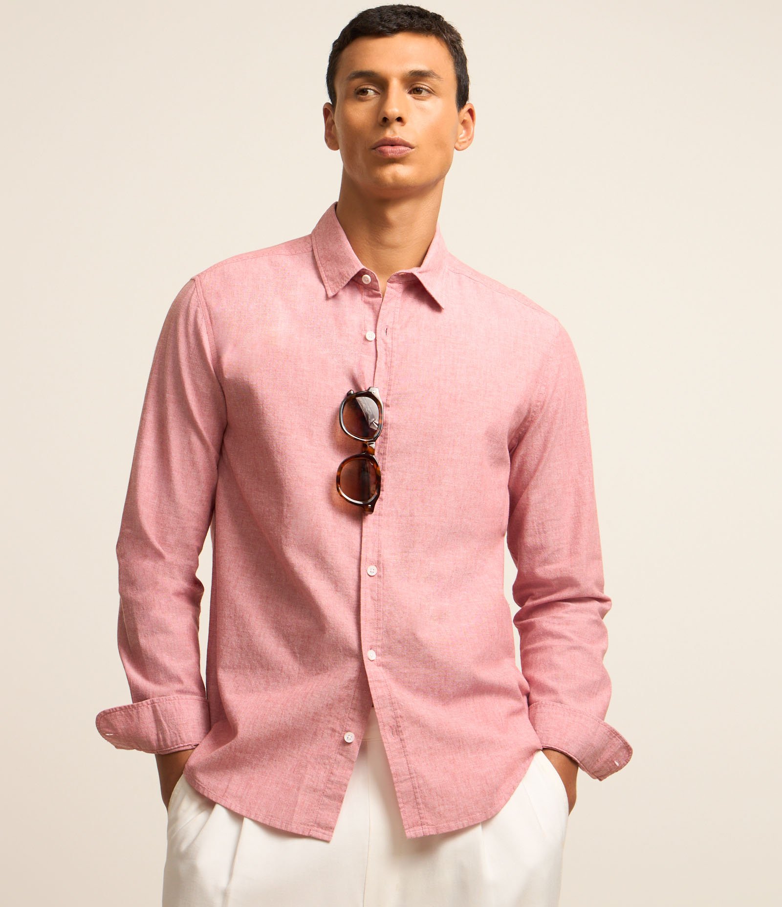 Camisa Regular Básica em Linho com Gola Colarinho 1