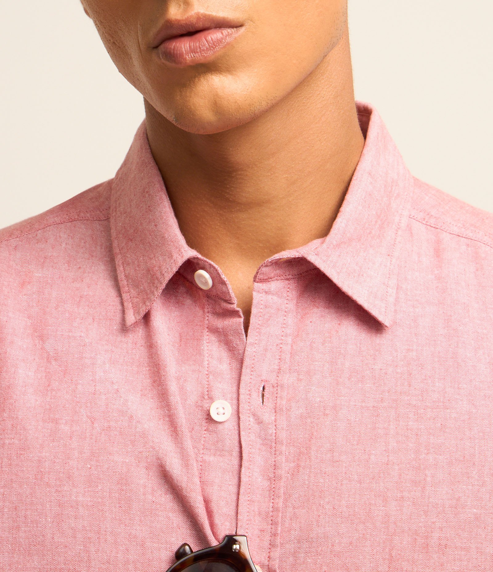 Camisa Regular Básica em Linho com Gola Colarinho 5