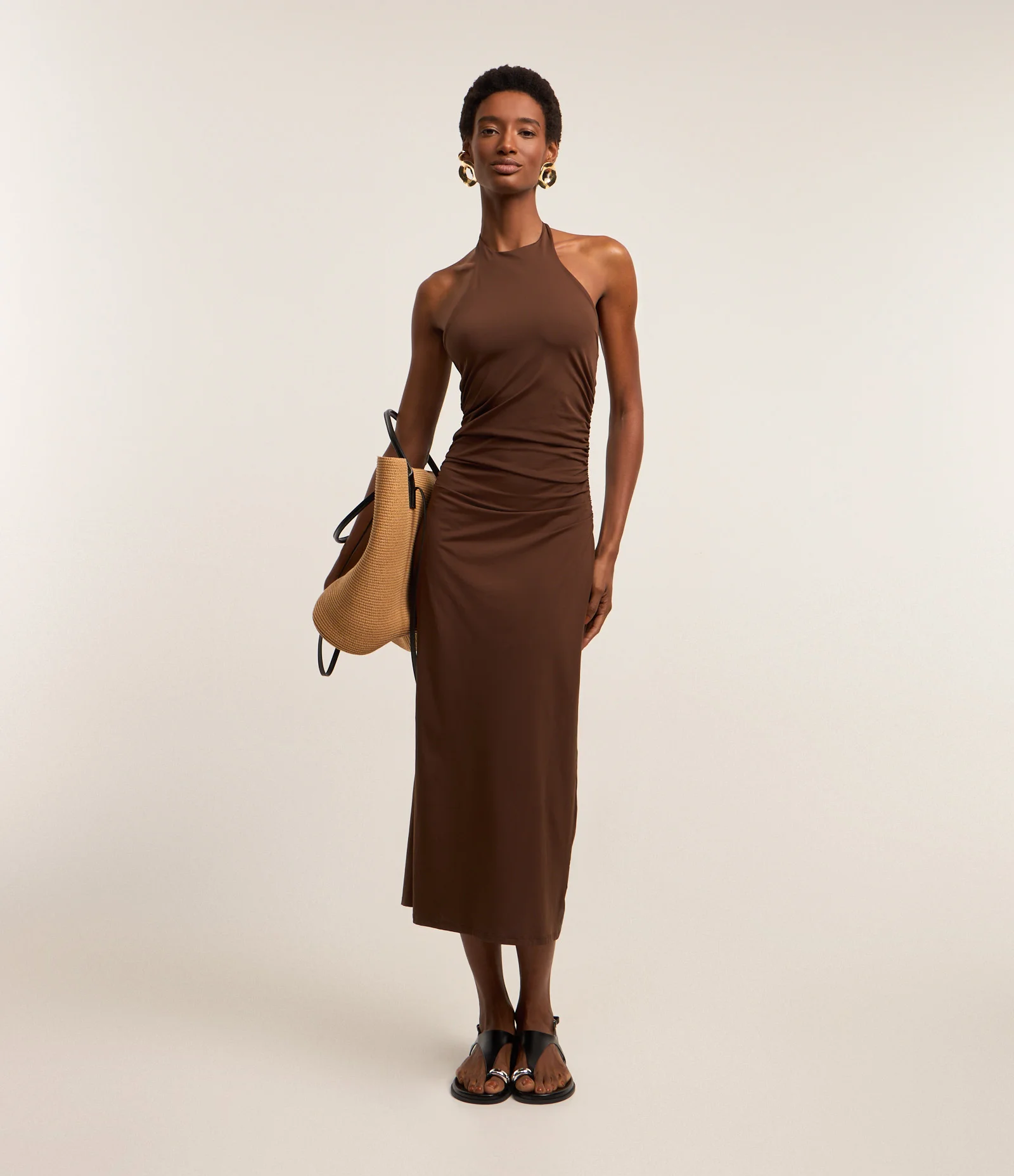 Vestido Midi em Microfibra com Decote Frente Única Marrom 2