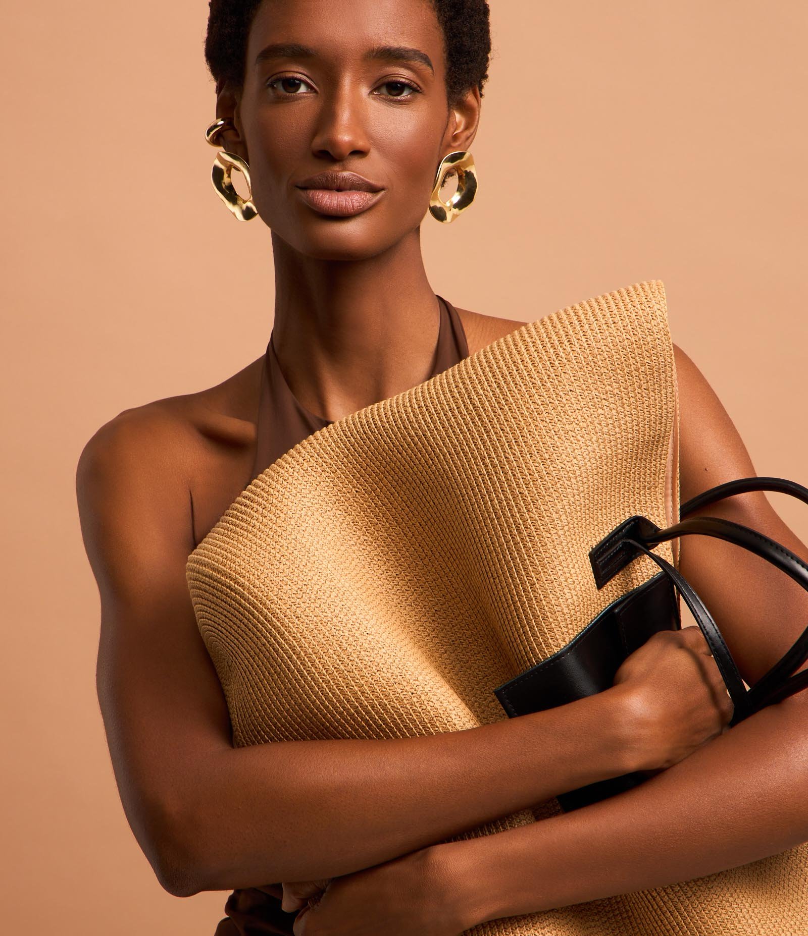 Vestido Midi em Microfibra com Decote Frente Única Marrom 3