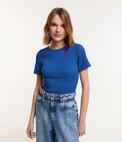 Blusa T-shirt Texturizado Overlock